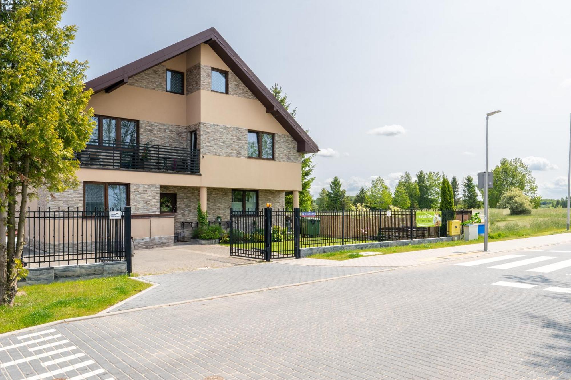 Domki Letniskowe I Pokoje U Katarzyny Устроне-Морске Экстерьер фото